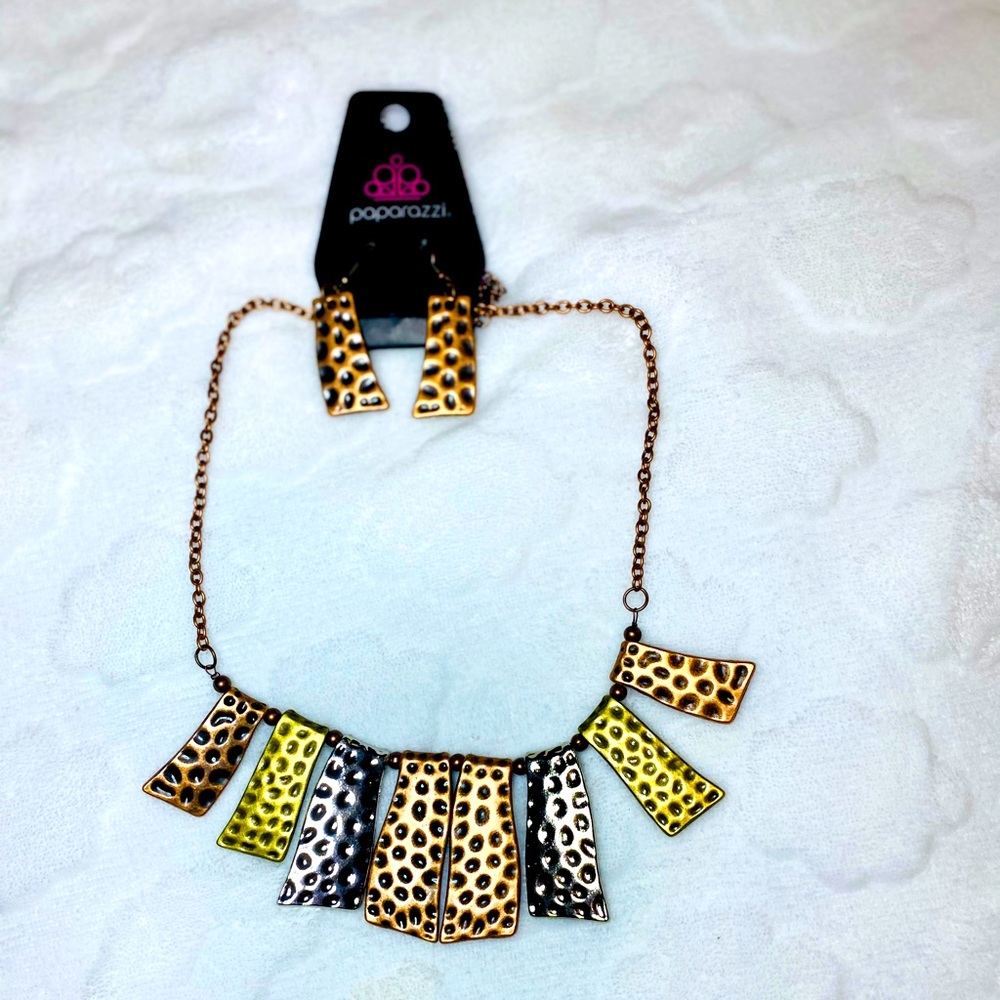 Paparazzi Bronze Necklace and Earring Set Paparazzi Necklace and Earring Set